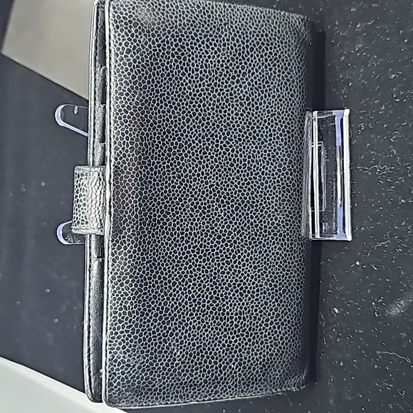 Chanel caviar long wallet with snap.. In good used condition - Picture 2 of 9